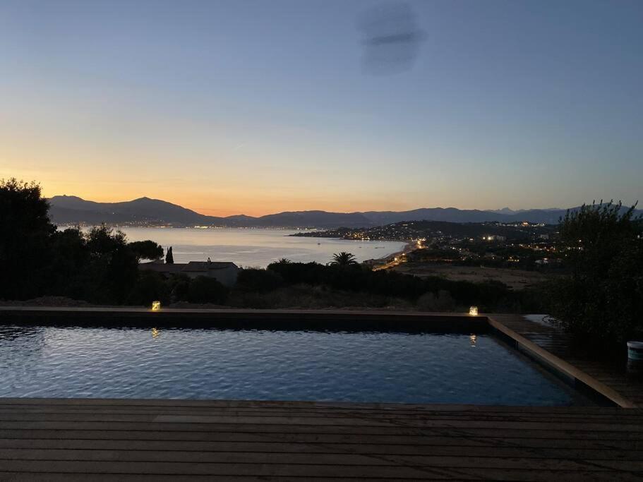 Villa Alandra Pietrosella Esterno foto
