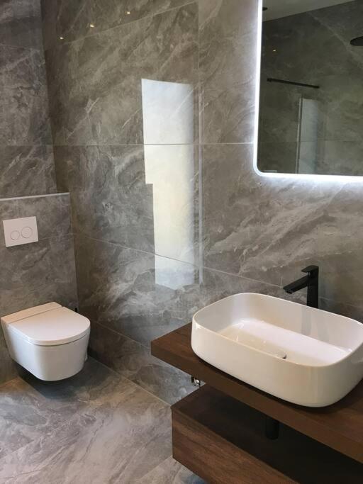 Villa Alandra Pietrosella Esterno foto